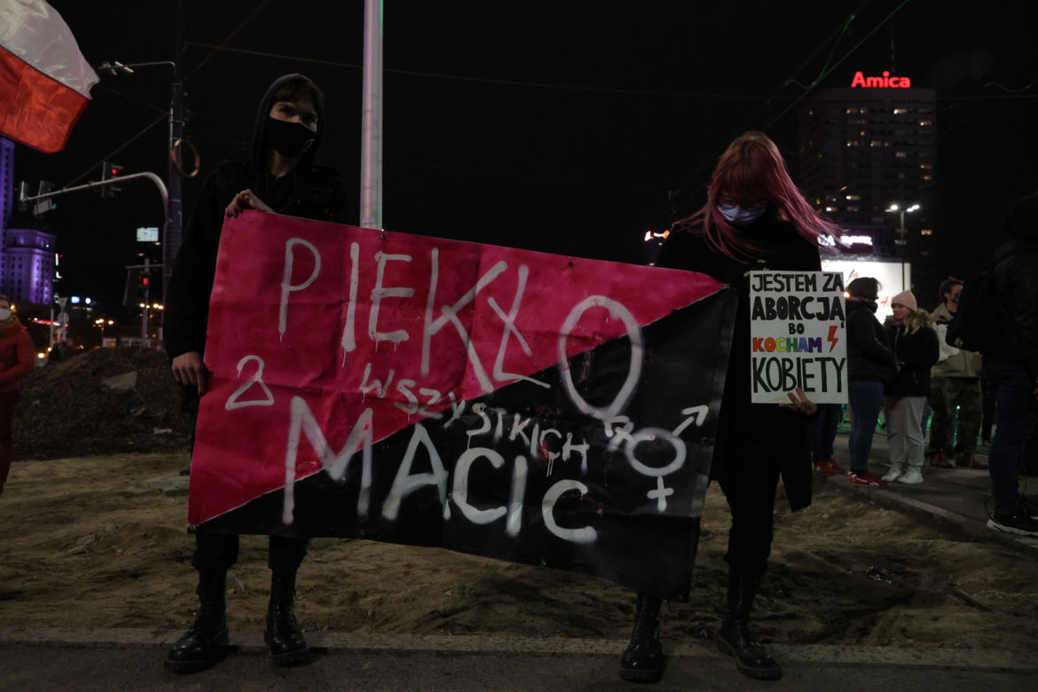 Strajk Kobiet w Warszawie. Tłumy znów wychodzą na ulice