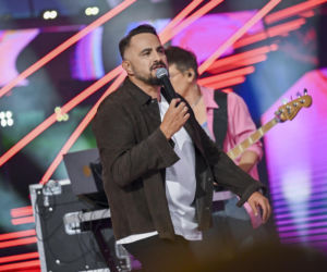 Agustin Egurrola kiedyś i dziś. Tak przez lata zmieniał się juror programu Mam talent!