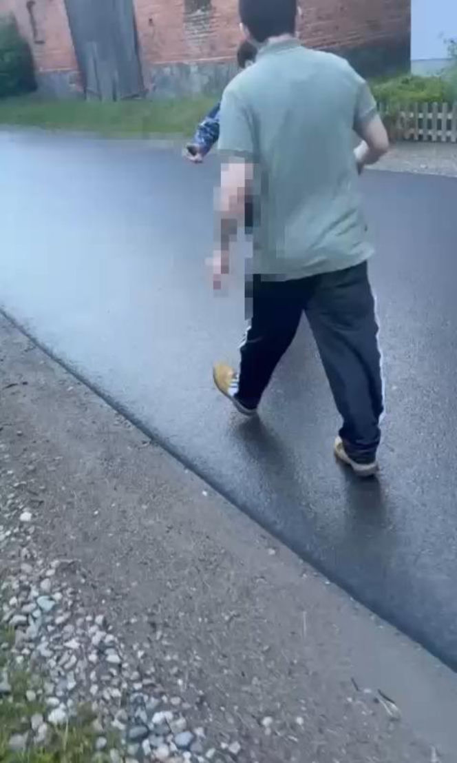 Kubańczyk z dwoma nożami terroryzował ludzi