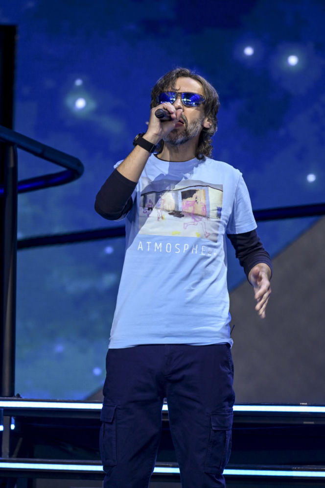 "Siłacza" śpiewała cała Polska, potem zniknął. Co po 20 latach porabia Marcin Rozynek?