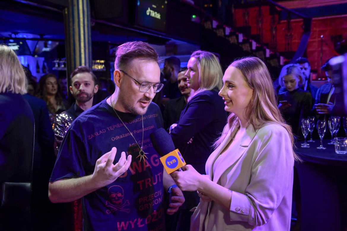 Mariusz Kozak z Gogglebox. Przed telewizorem odmówił WOŚP! Znamy powód