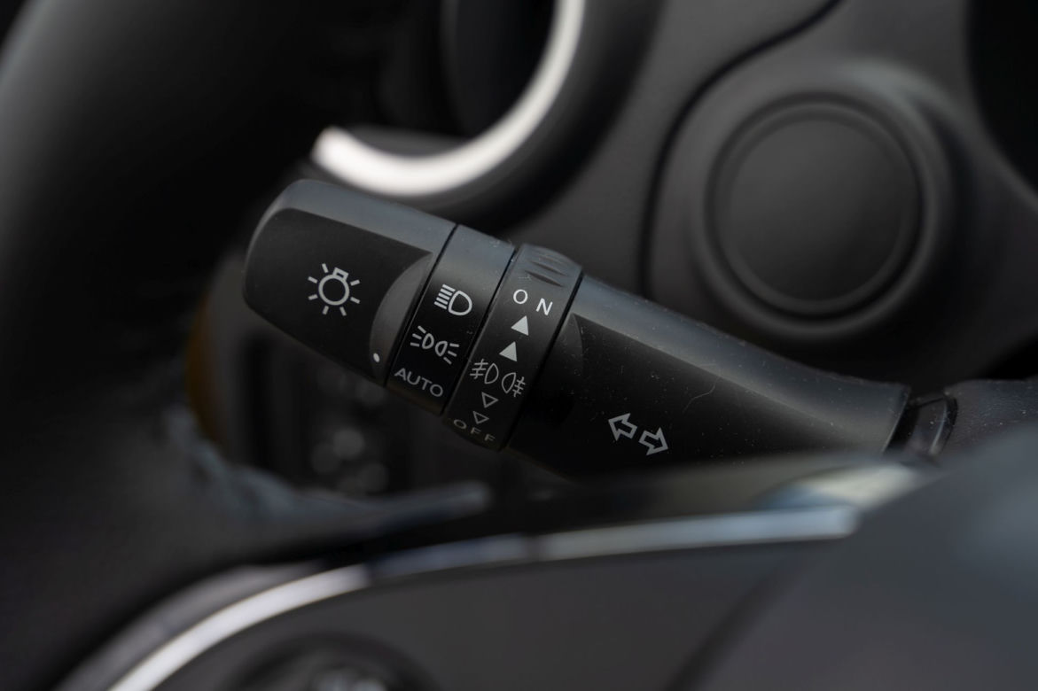 Mitsubishi Space Star 1.2 MIVEC CVT Insport (2020)