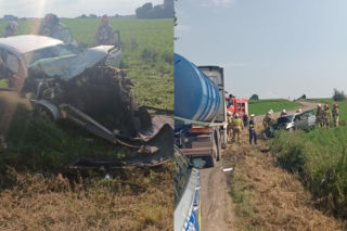 Citroen zderzył się z ciężarówką. Kierowca nie żyje