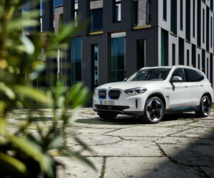 BMW iX3 (2021)