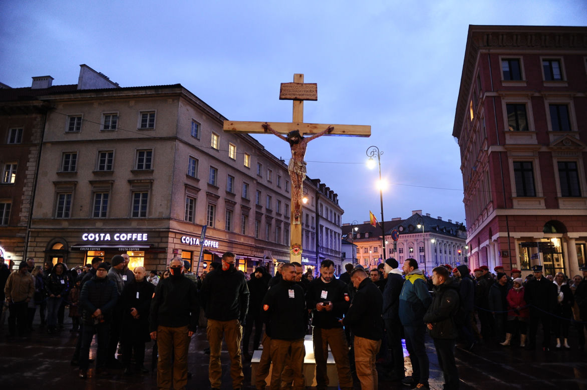 Wielki Piątek. Droga krzyżowa w centrum Warszawy