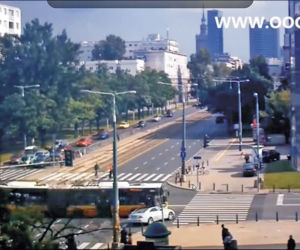 Tak mercedes taranuje autobus