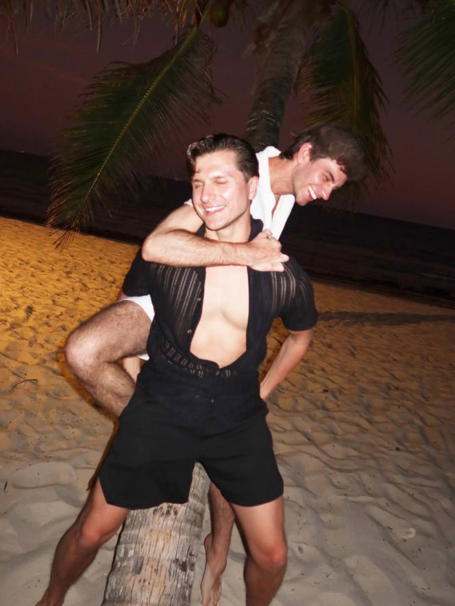 Michał Kassin z chłopakiem na egzotycznych wakacjach w Afryce. Tacy to pożyją