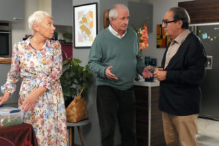 Barwy szczęścia, odc. 3332. Jerzy (Bronisław Wrocławski), Krzysztof Jaworski (Jacek Kałucki), Krystyna (Hanna Bieluszko)