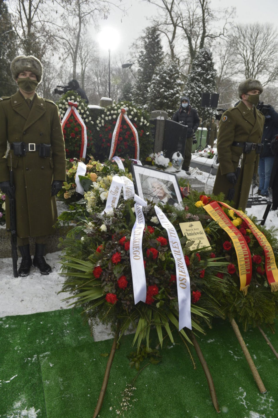 Papcio Chmiel został pochowany na Cmentarzu Bródnowskim