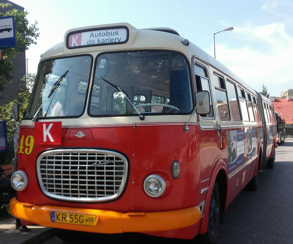 Ten autobus typu Ogórek to jedyny taki egzemplarz na świecie.