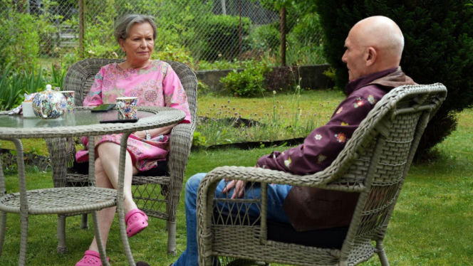 Barwy szczęścia odc. 3288. Tolek Koszyk (Marek Siudym), Basia (Sławomira Łozińska)