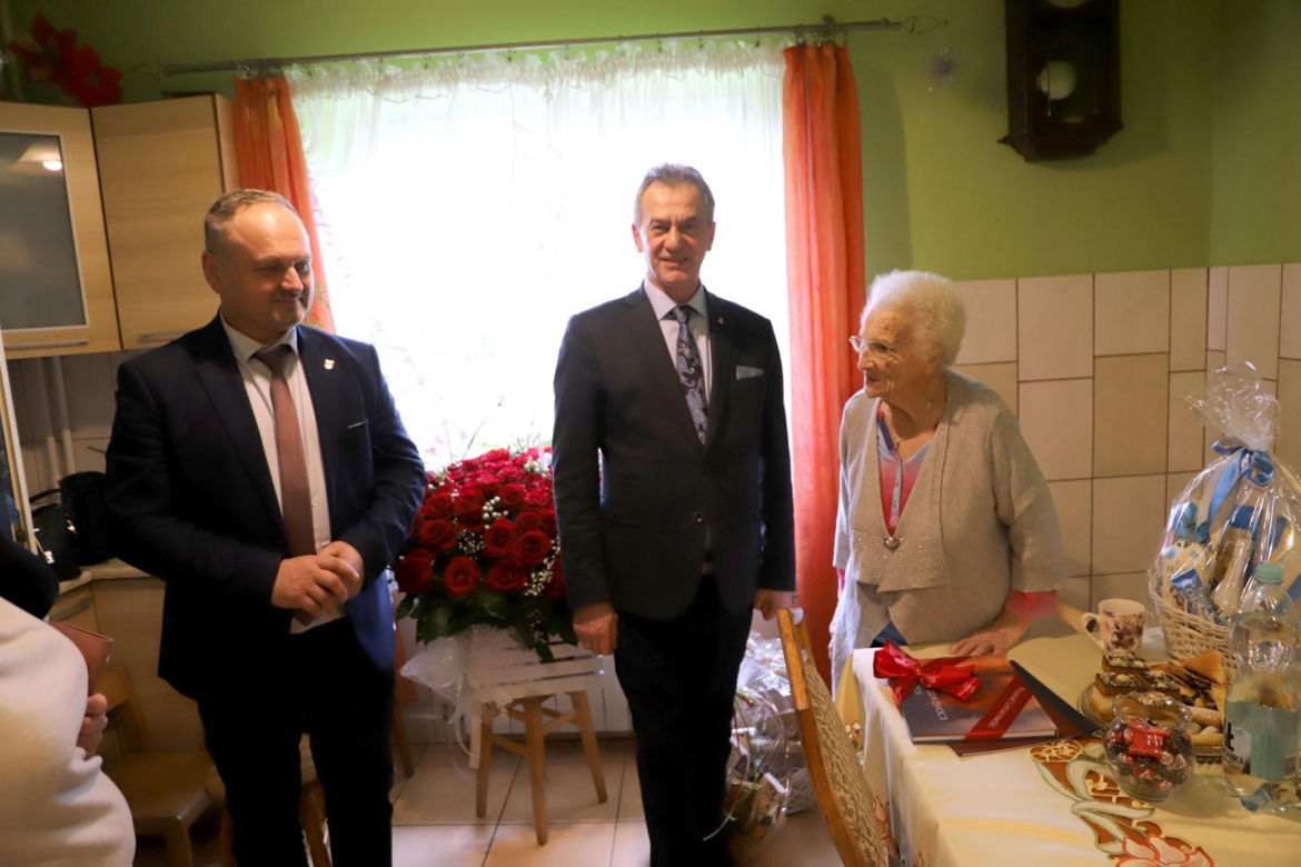Pani Maria skończyła 100 lat. Doczekała się praprawnuków