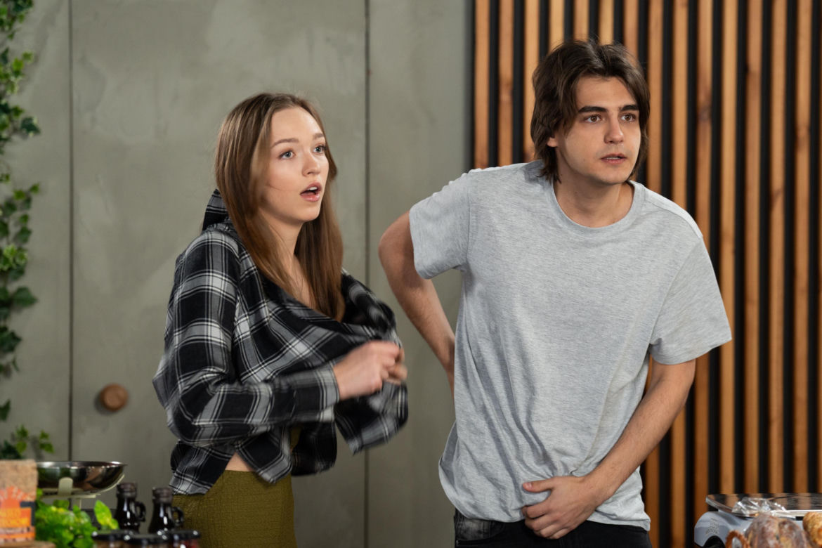 Barwy szczęścia odc. 3210. Romeo (Jacek Tyszkiewicz), Ewelina (Amelia Listwoń)