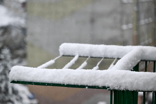 Atak zimy w Polsce. Śnieżyca paraliżuje południe kraju. Strażacy mieli ponad 1,5 tys. interwencji