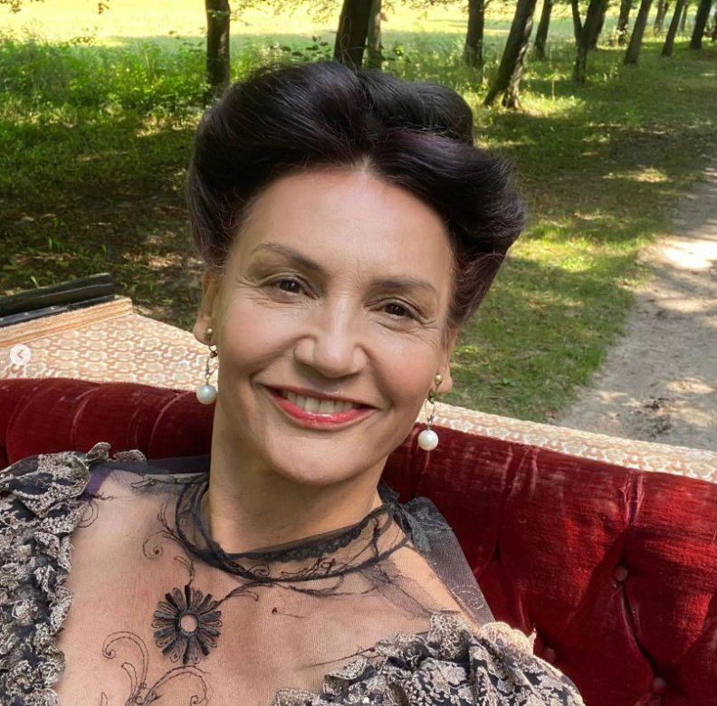 Dwajtis na planie. Olga Czertwanowa (Małgorzata Pieczyńska)