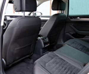 Volkswagen Passat Limousine B8 Highline 2.0 TDI DSG BlueMotion
