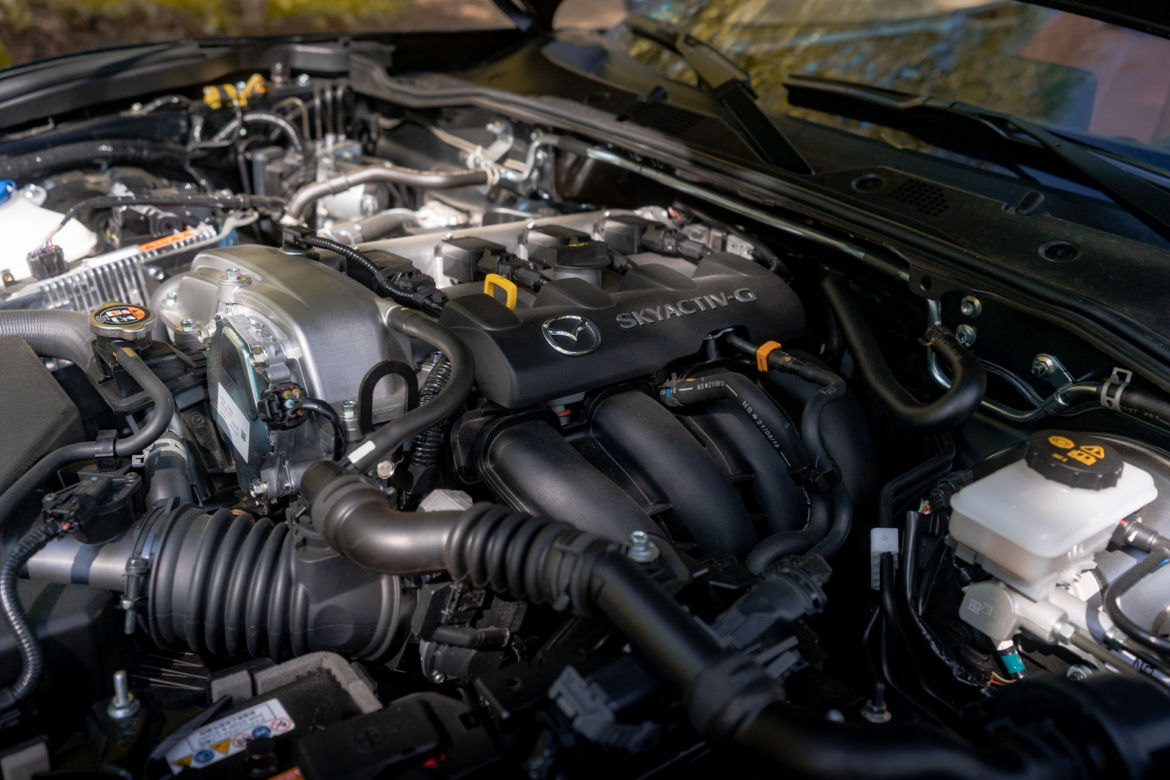 Mazda MX-5 2.0 Skyactiv-G 184 KM 6MT iELOOP Skyfreedom