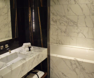 Aranżacja łazienki w nowoczesnym apartamencie