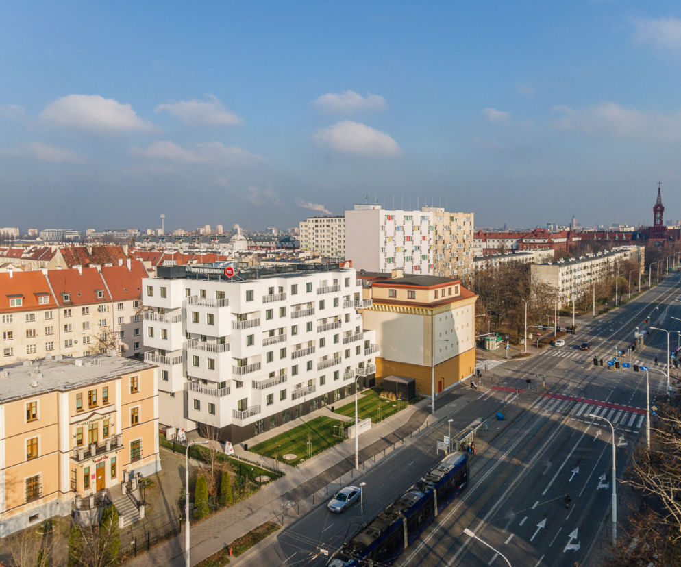 Nowy budynek na Grabiszyńskiej. Zobacz, jak wygląda [ZDJĘCIA]