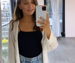 Julia Wieniawa  -  21 lat i trzeci apartament