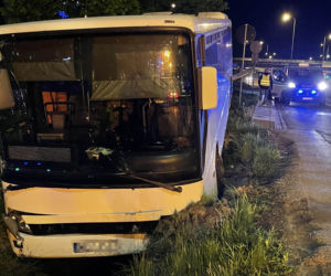 Pędził autobusem po ścieżce rowerowej. Pasażerka przeżyła chwile grozy!