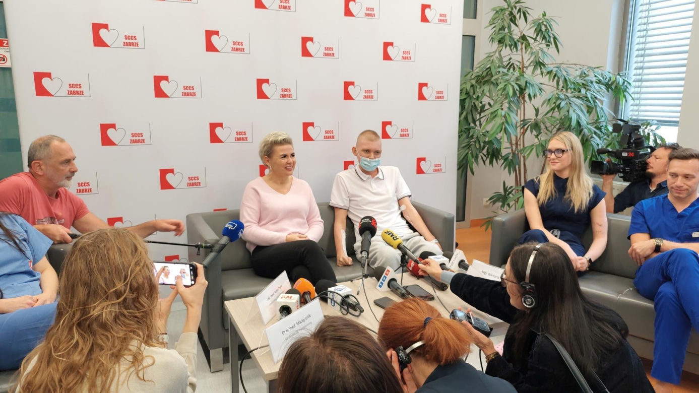 Kacpra prawie wykończyła grypa. Dostał nowe płuca i dzięki temu dożył do swojej "osiemnastki"