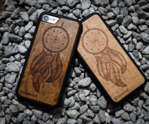 Drewniane etui na telefon