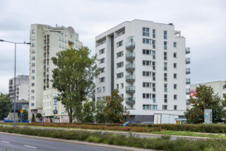 Nowy blok przy ul. Meander 2C w Warszawie