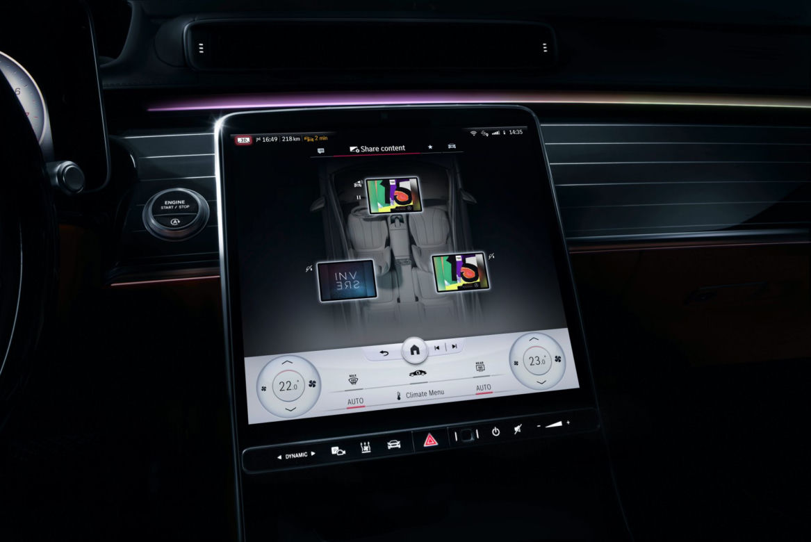 (2021) Nowy Mercedes-Benz Klasy S i jego nowoczesne wnętrze
