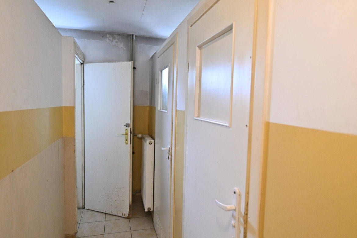 Nie do wiary! Muszą zapłacić 20 tysięcy złotych za ogrzewanie 13-metrowego mieszkania pod Warszawą. „Skąd mam wziąć te pieniądze?”
