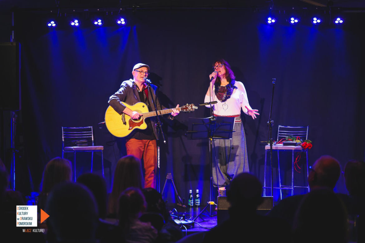 Koncert w kawiarni kinowej w Drawsku Pomorskim