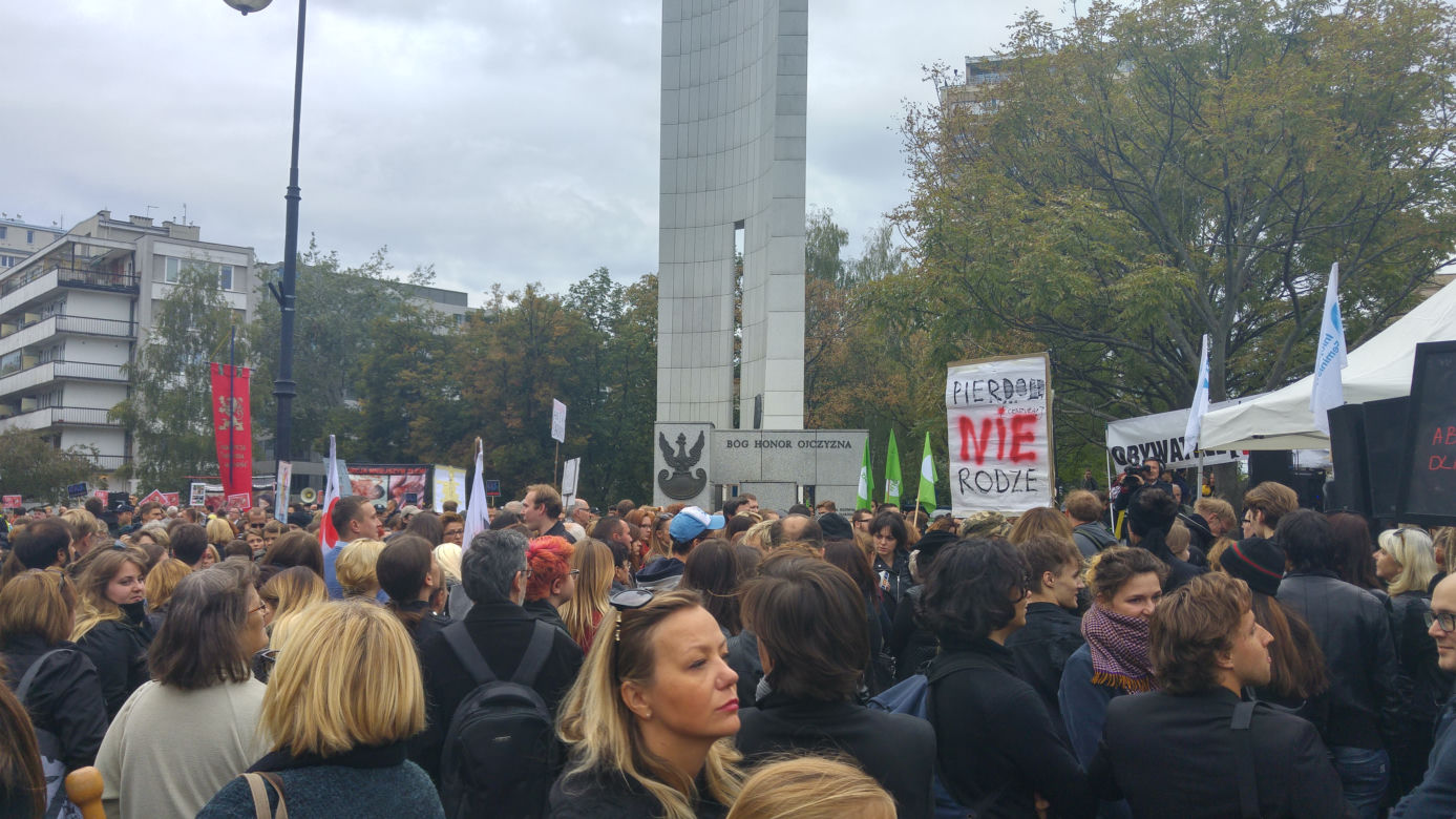 Czarny protest w Warszawie 22 września
