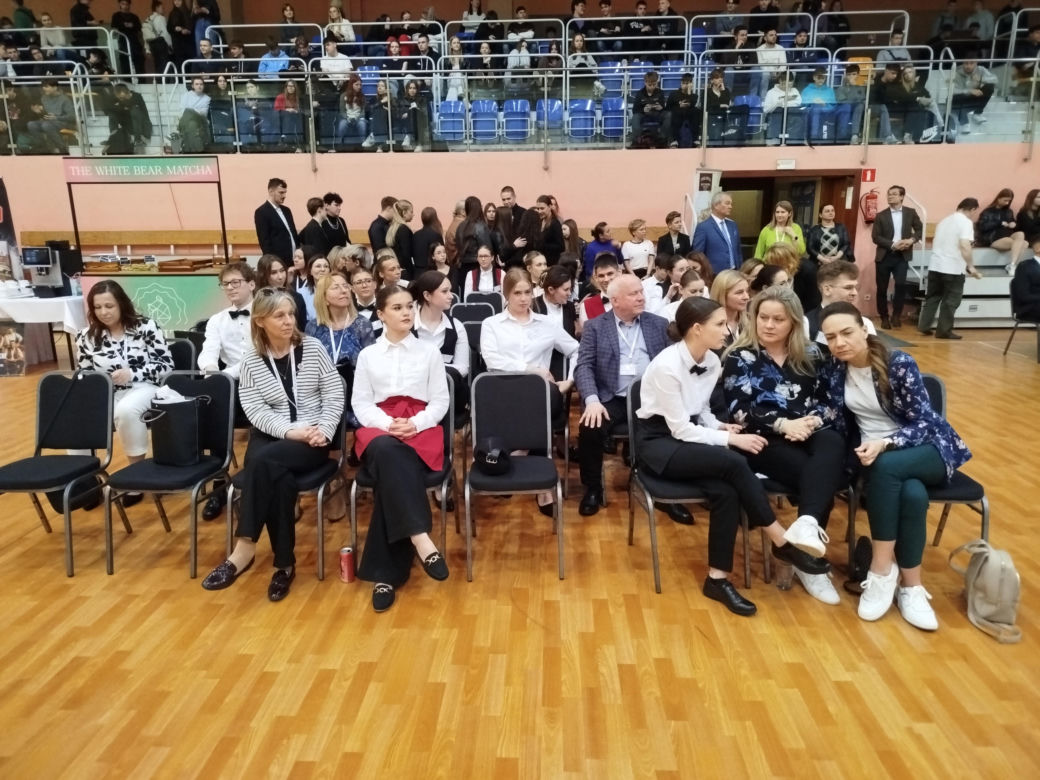 Już po raz ósmy w Siedlcach rywalizowali młodzi kelnerzy z całej Polski