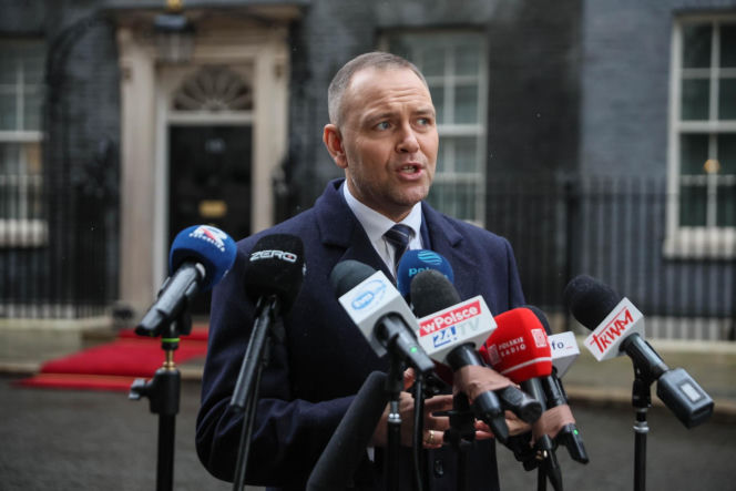 Karol Nawrocki, Keir Starmer