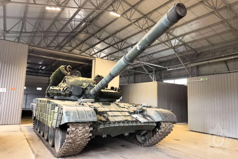 Białoruś prezentuje zmodernizowane czołg T-72BM2