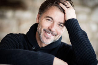 Masz 40-50 lat? Uważaj na „wieczne chemikalia”. Przyspieszają starzenie szybciej, niż myślisz.