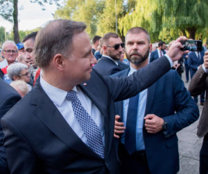 Andrzej Duda. Nie pozwolę na podatek od smartfonów