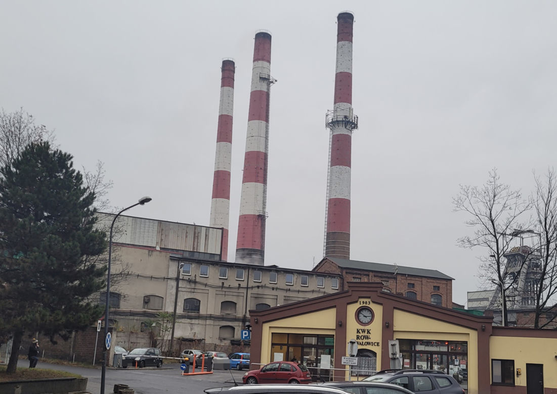 Gigantyczne kolejki po węgiel