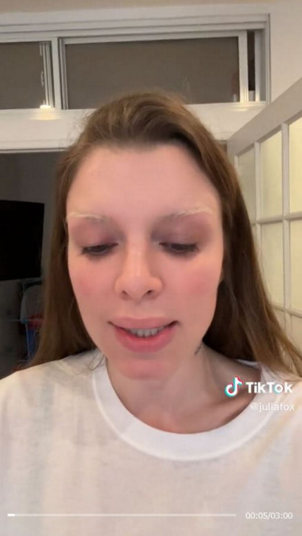 Dramat seksownej aktorki! Inwazja dzikich myszy w domu Julii Fox!