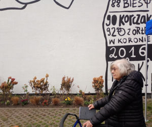 Nowy mural w Krakowie na cześć Andrzeja Wajdy. Żona reżysera nie kryje zachwytu