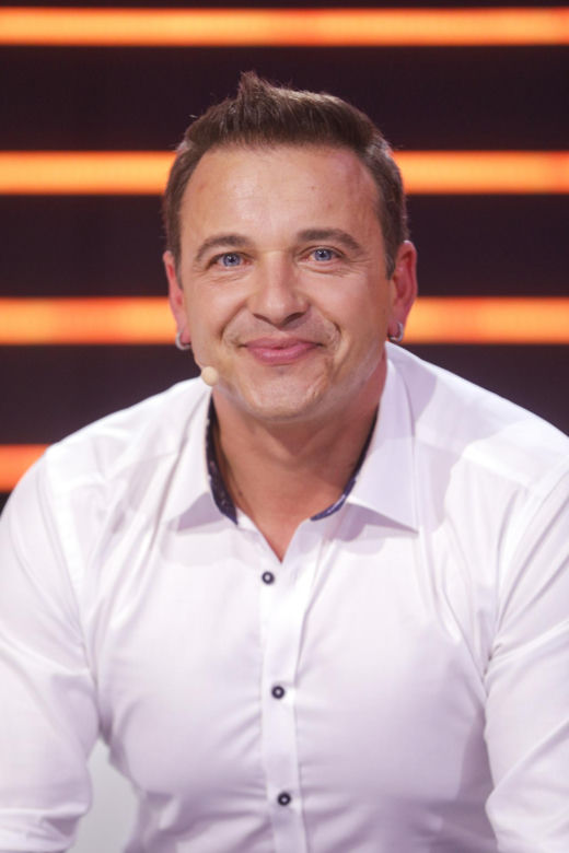 Zaczynał od rocka, dziś jest królem disco polo. Tak przez lata zmieniał się Radek Liszewski