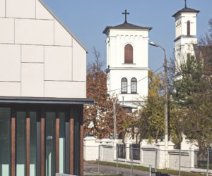 Dom pogrzebowy na Służewiu, kościół