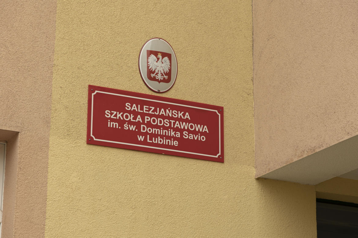 Dziecięca pornografia u ojca dyrektora