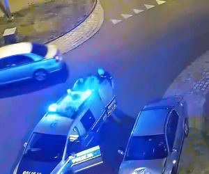 Pościg jak z filmu akcji. 20-letni Ukrainiec zderzył się czołowo z radiowozem