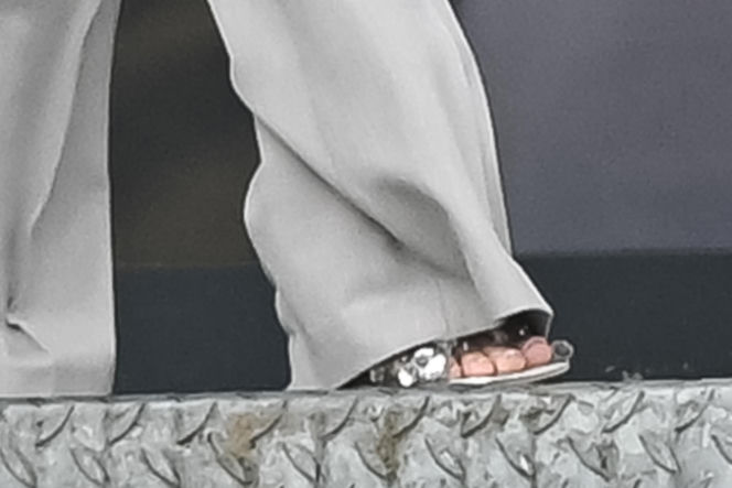 Justyna Steczkowska boso na śniegu