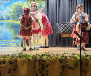 Wiosenny Spektakl zespołu „Krakowianki i Górale” na Greenpoincie