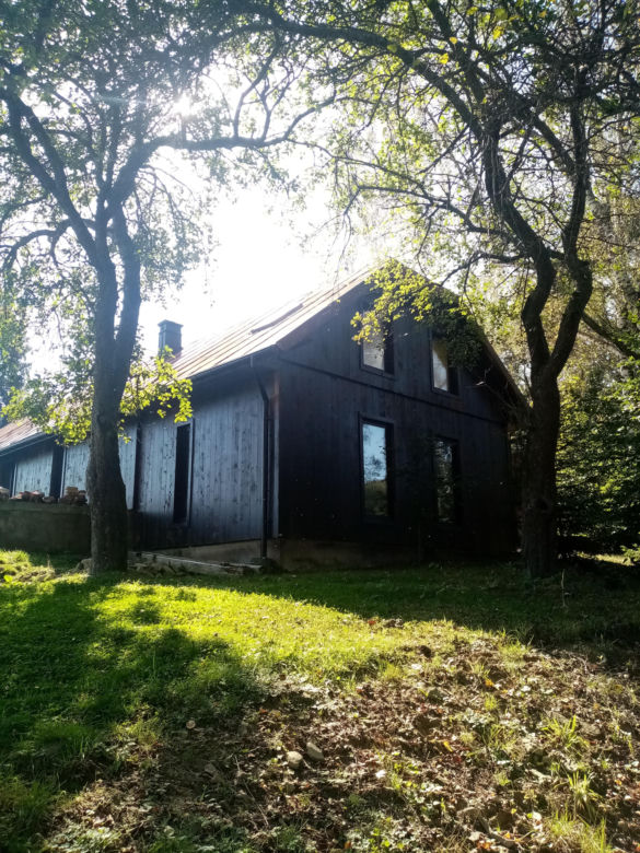 Remont chyży łemkowskiej w Hańczowej