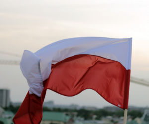 2 maja obchodzony jest Dzień Flagi