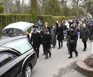 Bożena Dykiel spoczęła na Powązkach Wojskowych