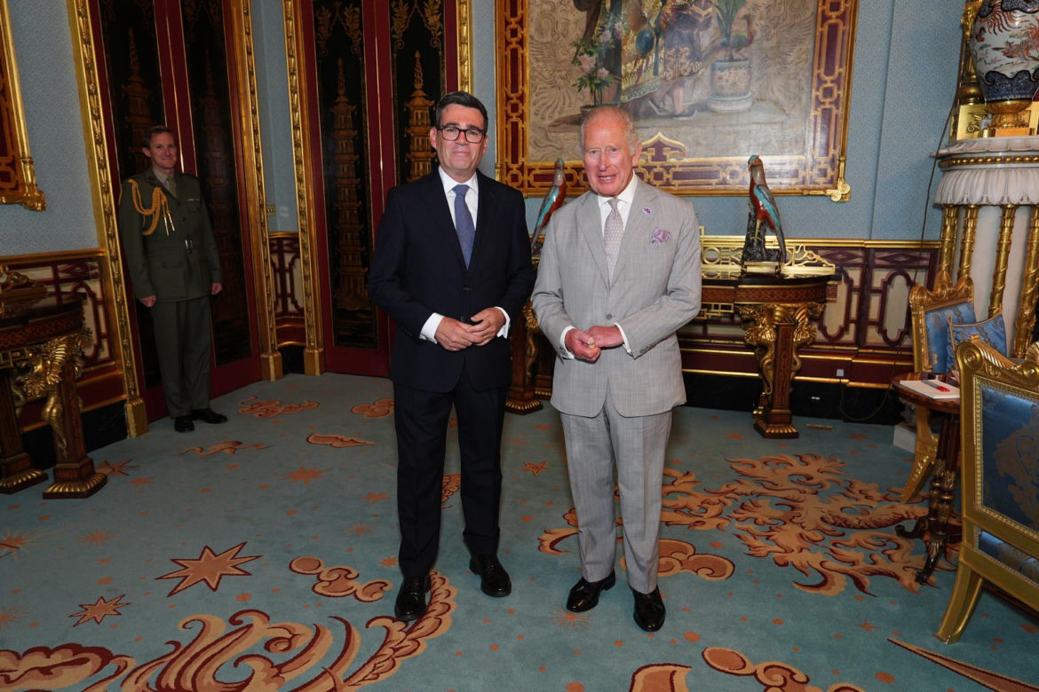 Andy Burnham został w poniedziałek 59. premierem Wielkiej Brytanii - potwierdził Pałac Buckingham